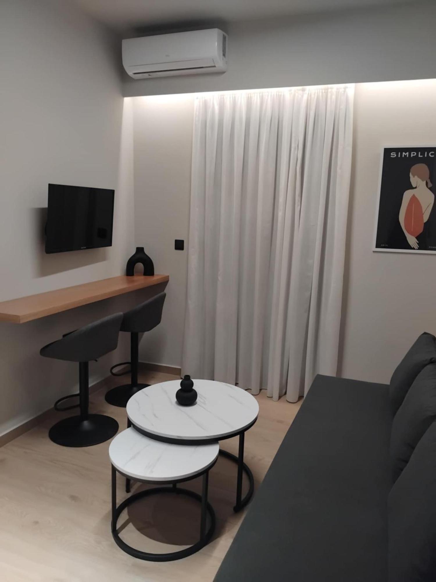 Appartamento Simple, Calm And Luxurious Kalamata Esterno foto