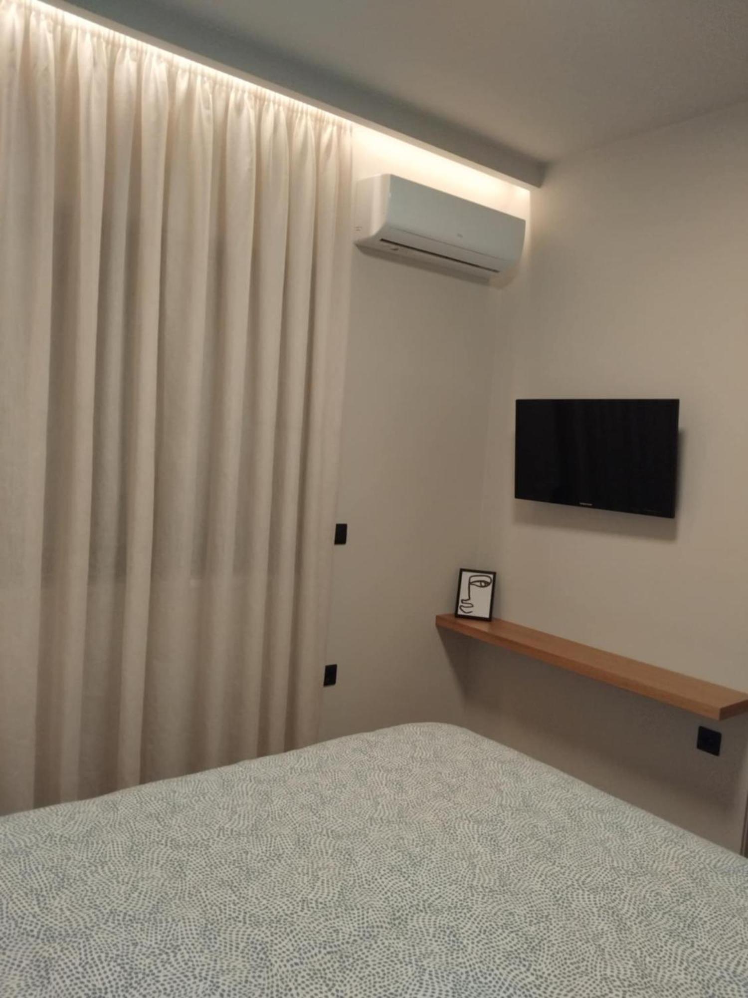 Appartamento Simple, Calm And Luxurious Kalamata Esterno foto