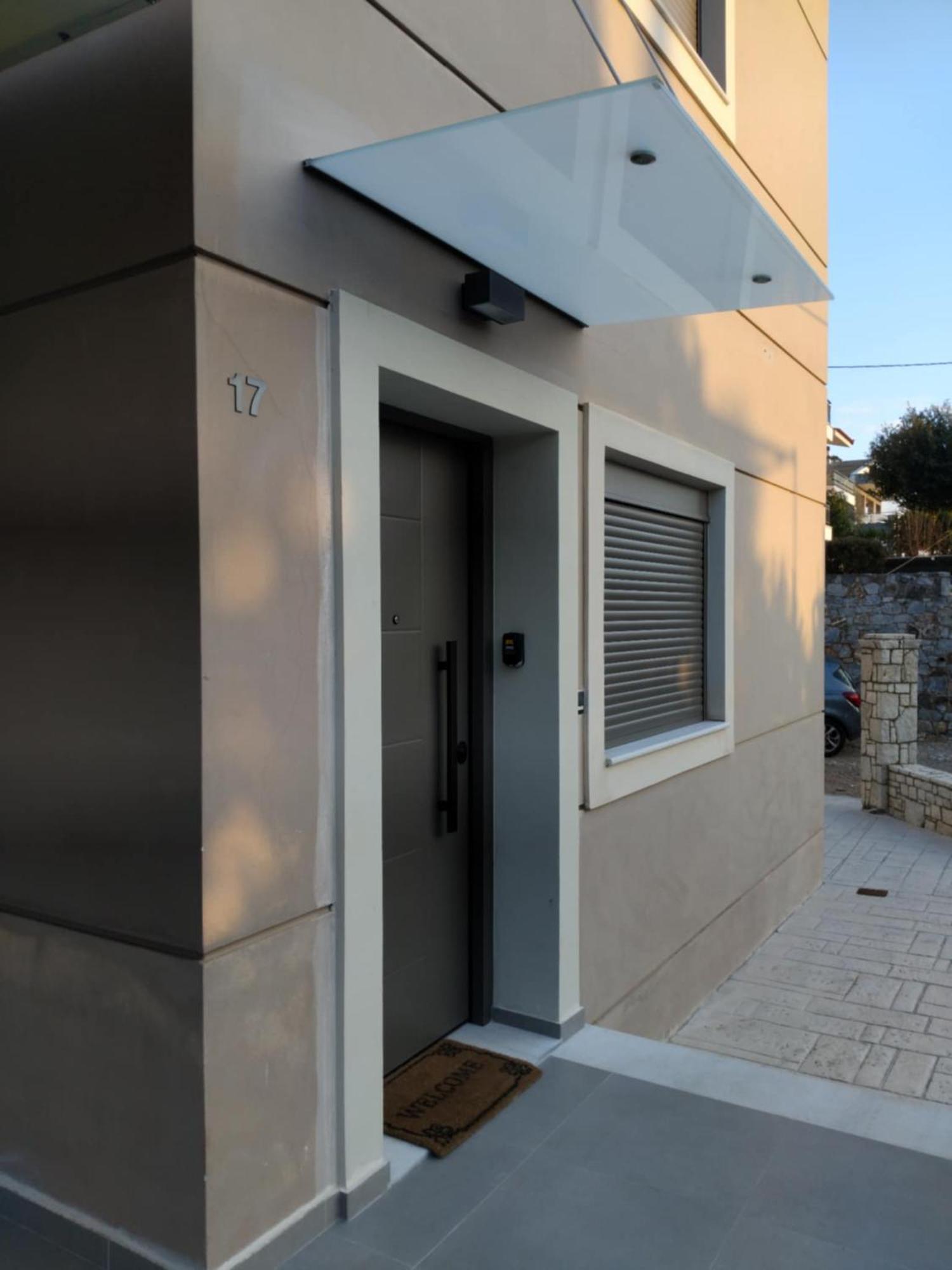 Appartamento Simple, Calm And Luxurious Kalamata Esterno foto